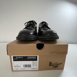 Dr Martens Archie II Black Oxford good condition